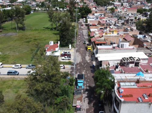 Inicia rehabilitación de calle Plan de San Luis