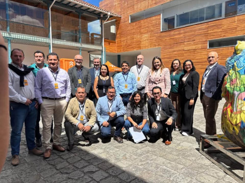 Juanacatlán busca cooperación internacional en Ecuador para fortalecer el manejo de residuos sólidos