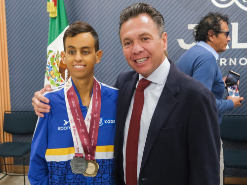 Reconocen a saltenses campeones de paralimpiada