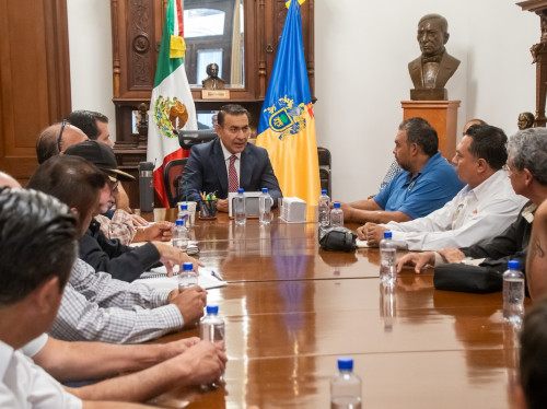 Vehículos de plataforma: acuerdan no más bloqueos en Carretera a Chapala y otras vialidades