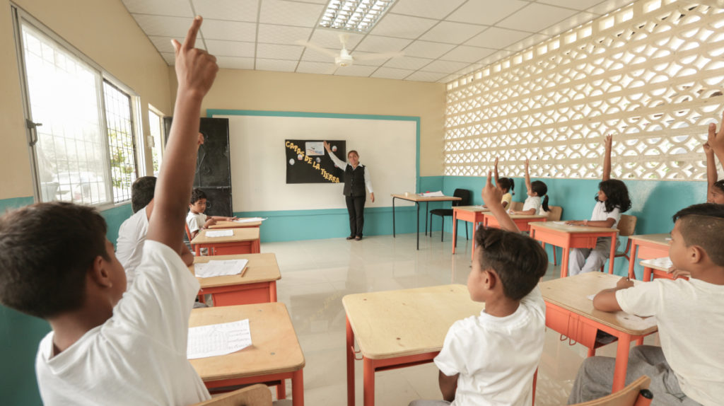 25 de enero podrían regresar las clases presenciales