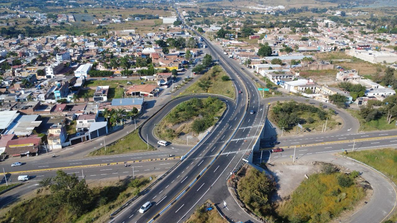 Se abrió nuevamente la circulación el puente vehicular Zapotlanejo