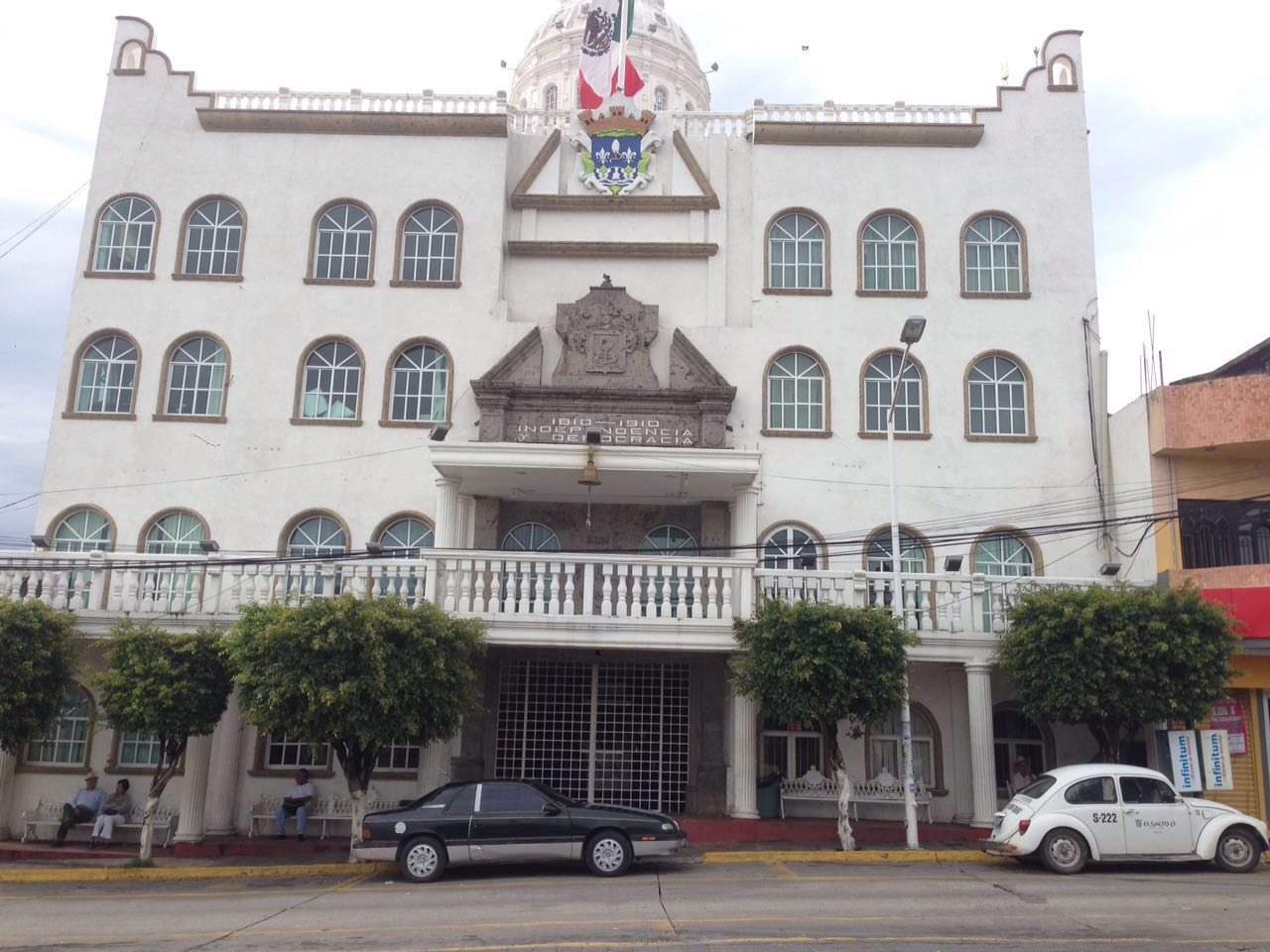 Adeuda El Salto más de 227 millones