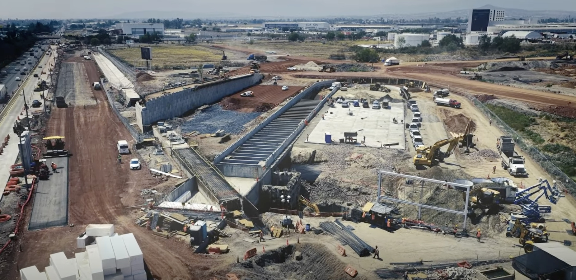 Anuncian nuevos cierres en carretera a Chapala por obras y nuevo acceso al Aeropuerto