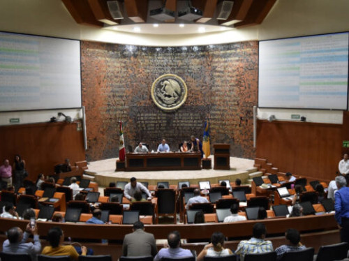 Aprueban Ley de violencia "interpósita persona"
