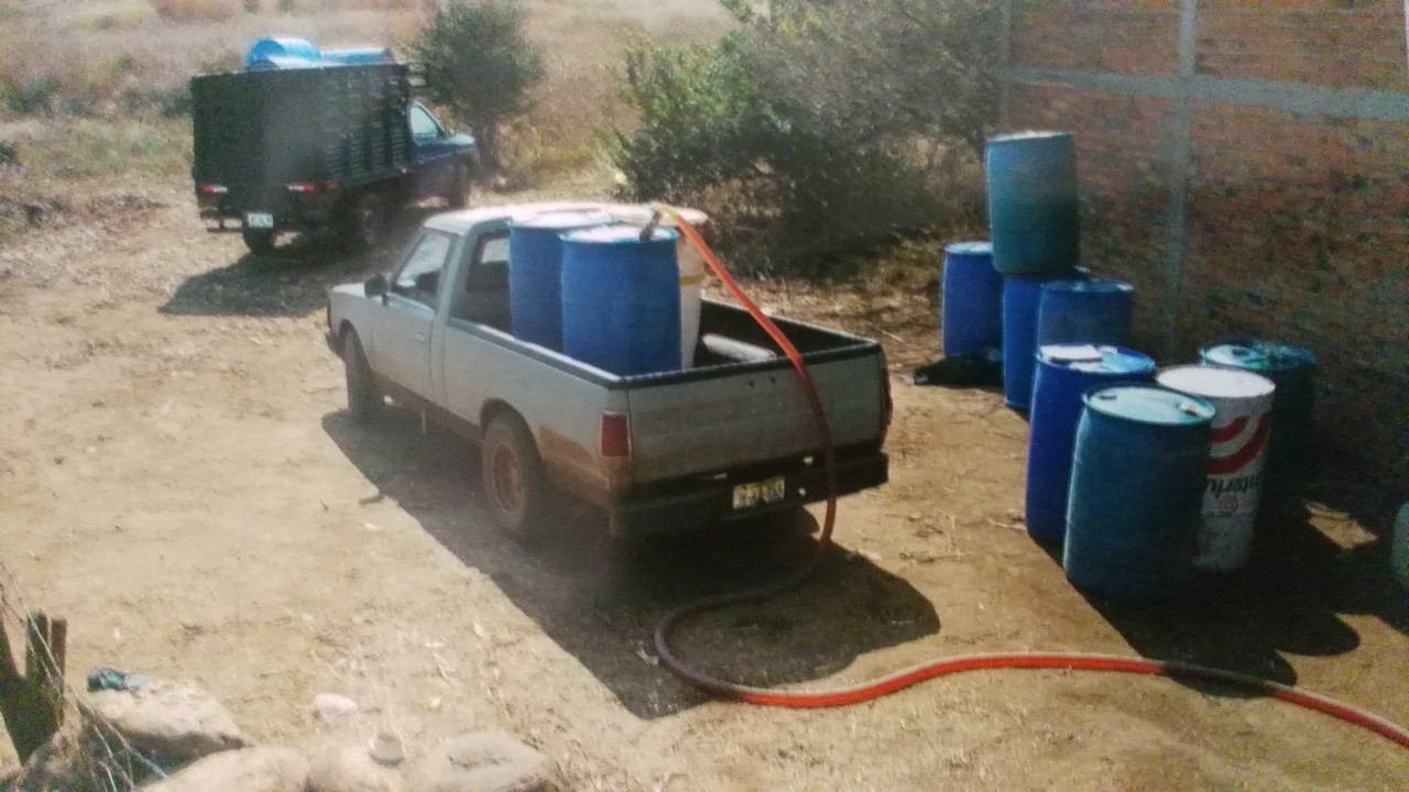 Aseguran más de 10 mil litros de hidrocarburo en el Saucillo