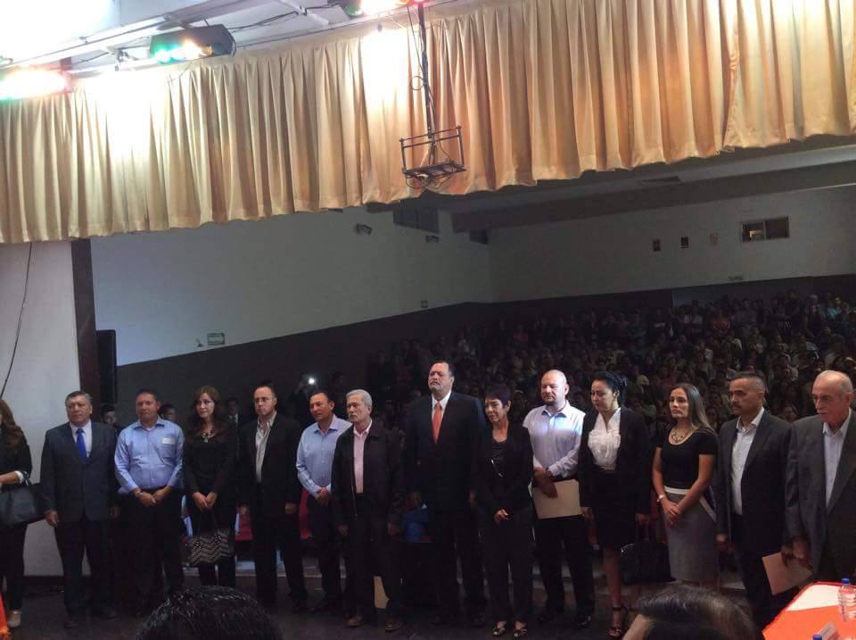 Avanza reforma para toma de protesta a alcaldes reelectos