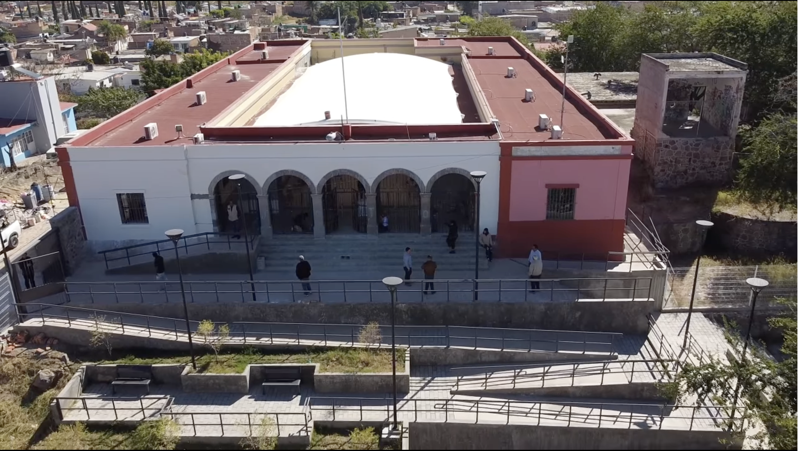 Avanza renovación de Escuela de "El Cerrito"