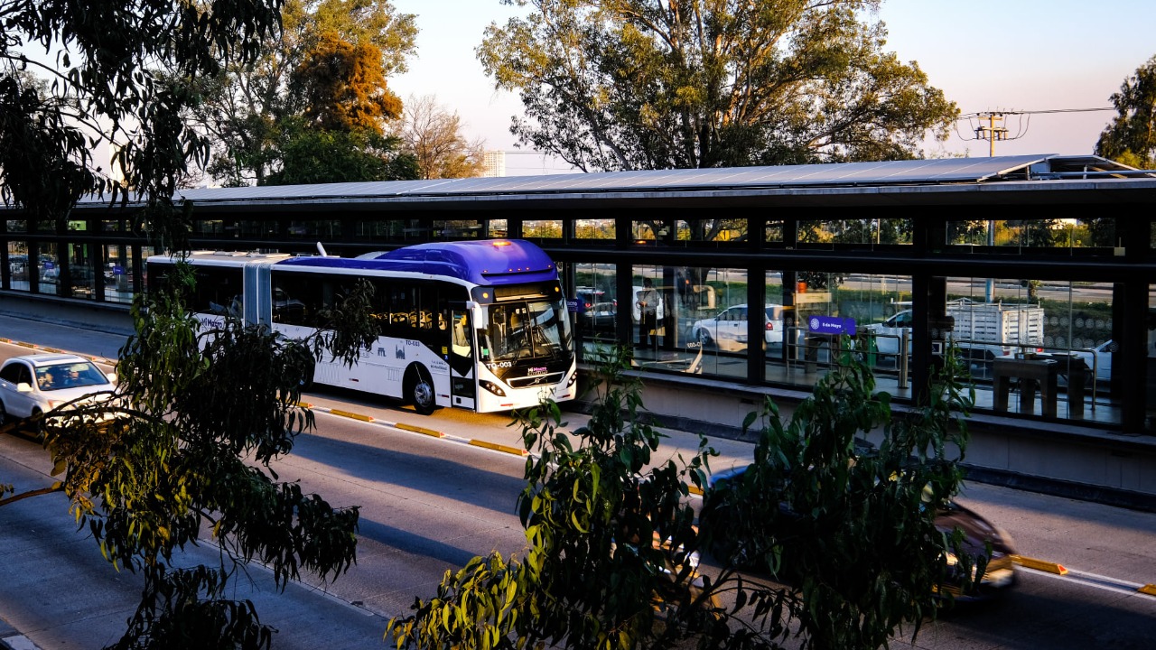 Reitera Alfaro: Sistema BRT podría llegar hasta el Corredor Industrial de El Salto