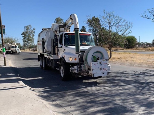 Entra CONAGUA al desazolve; piden no tirar basura en calles