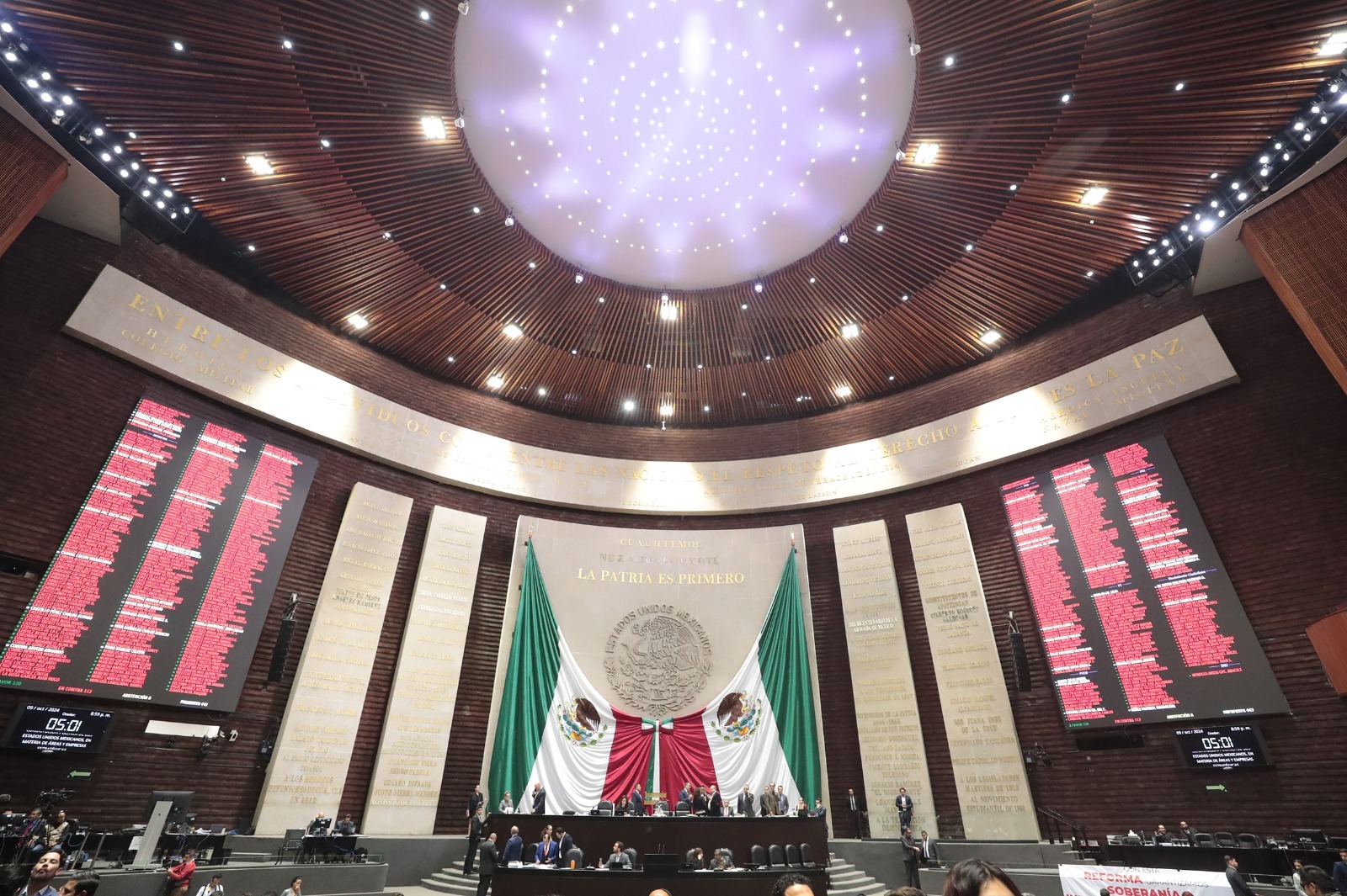 Diputados aprueban reformas constitucionales sobre empresas públicas del Estado