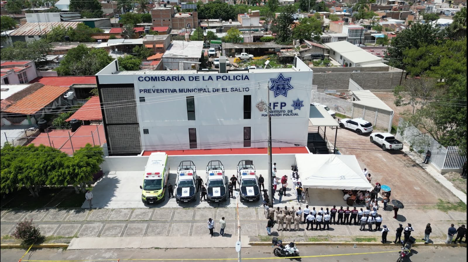 El Salto inaugura nuevo Centro de Formación Policial y una nueva base de policía