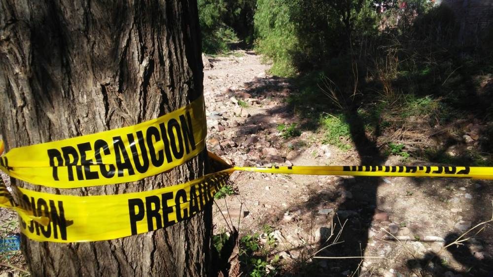 Encuentran semienterrado cuerpo de mujer en Miraflores 