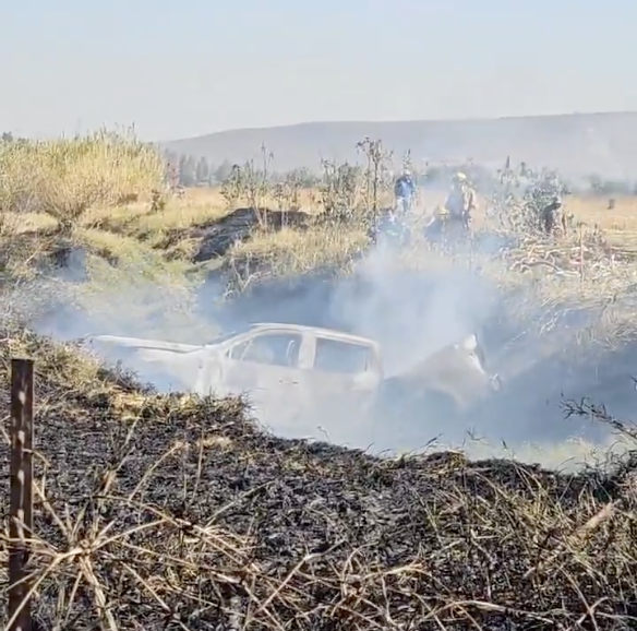 Enfrentamiento en Zapotlanejo: hasta 50 detonaciones y vehículo incendiado