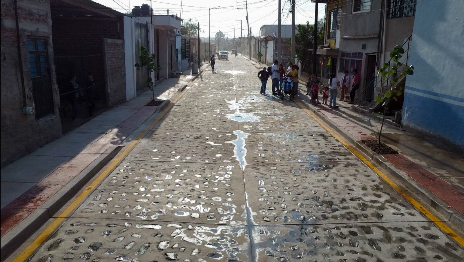 El Salto: Entregan calle en La Huizachera y anuncian nuevas obras de infraestructura