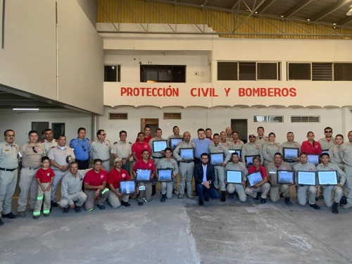 Estrena El Salto Unidad de Protección Civil y Bomberos