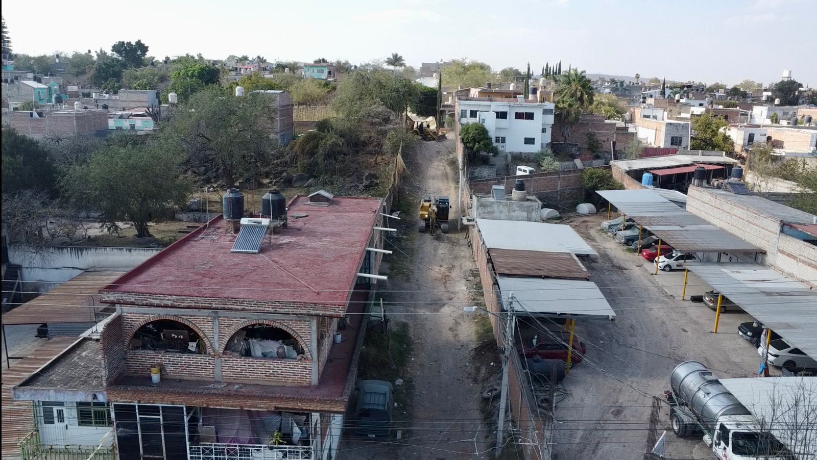 Inicia El Salto rehabilitación de calle Francisco I. Madero de la Cabecera
