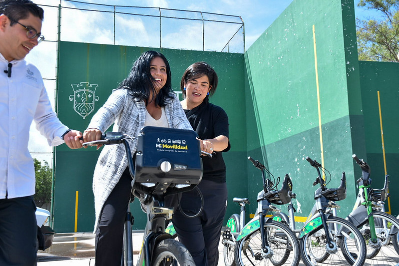 Con taller, buscan que mujeres se sientan seguras al utilizar la bicicleta y la infraestructura ciclista