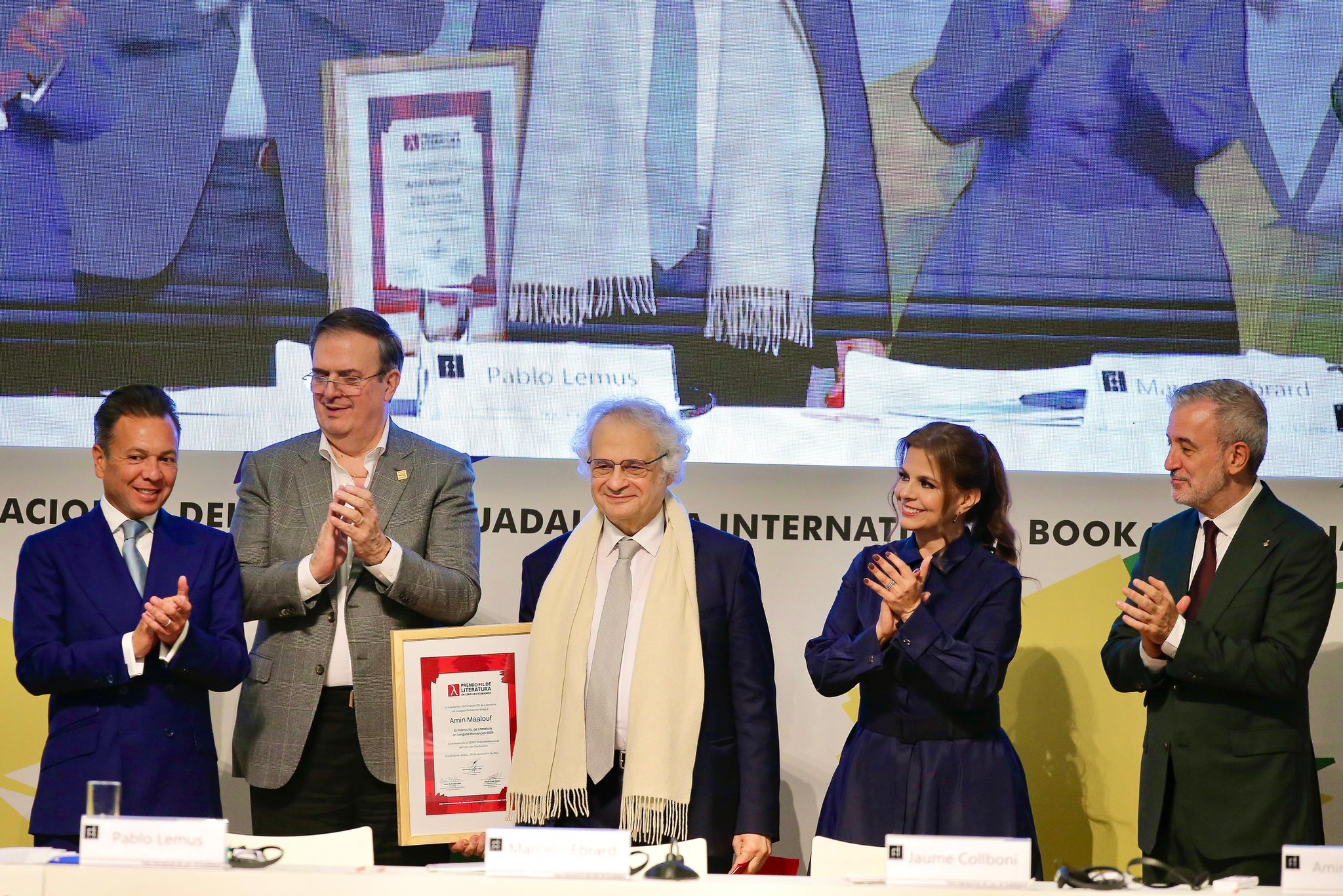 “La literatura es más indispensable que nunca”: Amin Maalouf