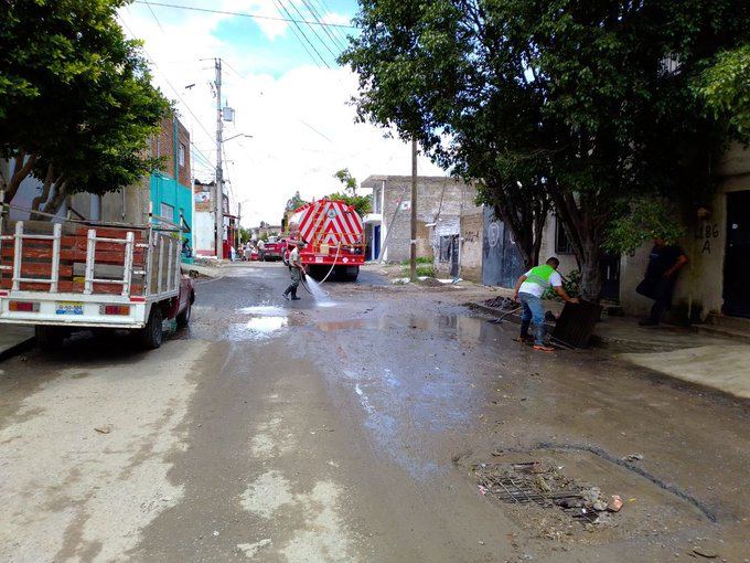 Lluvia de esta noche provoca inundaciones