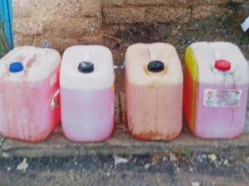 Localizan bodega de gasolina clandestina en El Salto
