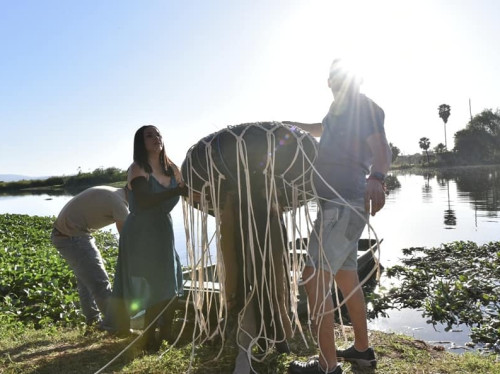 “Medusa”, un proyecto ecoartístico que protesta contra la contaminación del Río Santiago