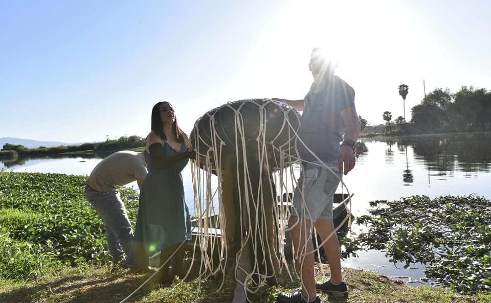 “Medusa”, un proyecto ecoartístico que protesta contra la contaminación del Río Santiago
