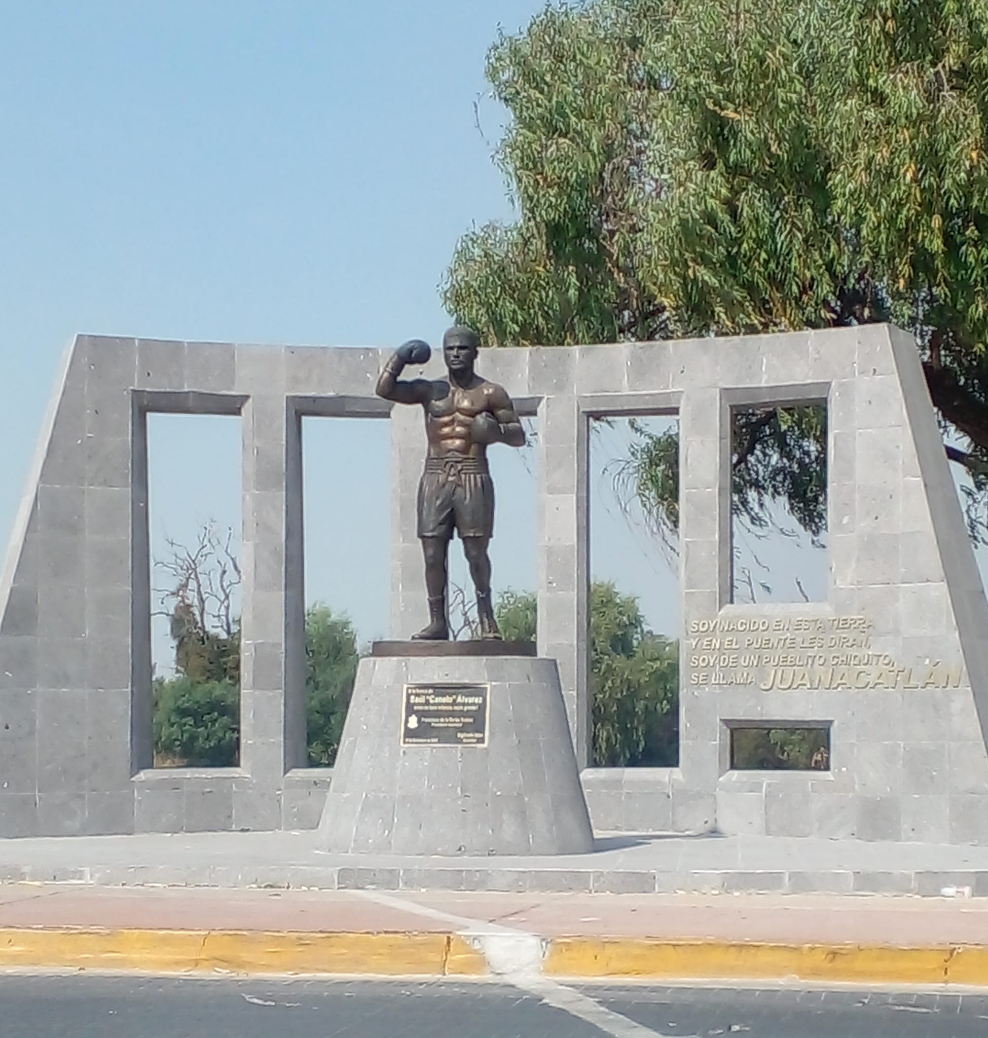 ¿Dónde ver la pelea del 'Canelo'? instalarán pantallas gigantes, una de ellas en Juanacatlán