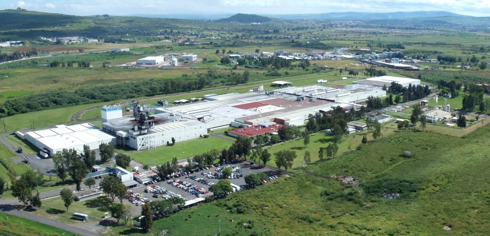 Planea Tradoc tiendas de consumo
