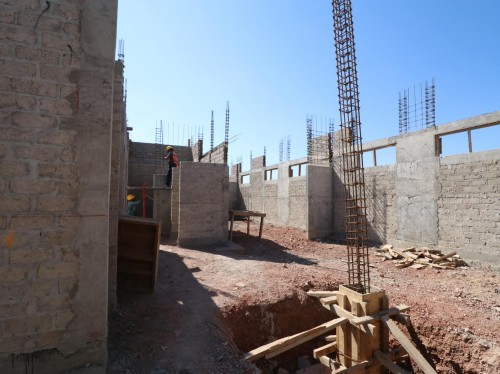 Presenta 45% avance en construcción de Hospital Comunitario de El Salto