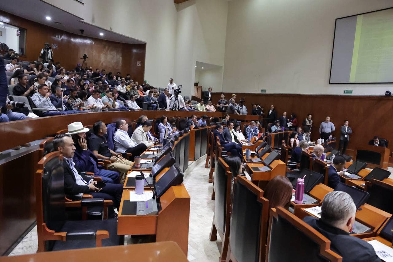 Rechazan Reforma para que menores puedan cambiar de identidad de género en actas de nacimiento