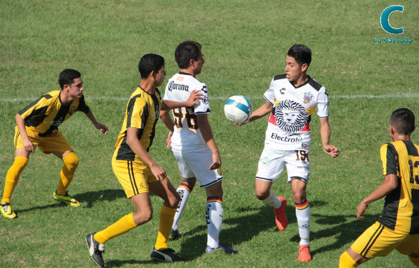 Gorilas 0-1 Leones Negros