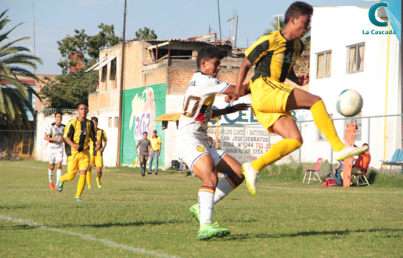 Gorilas 0-1 Leones Negros